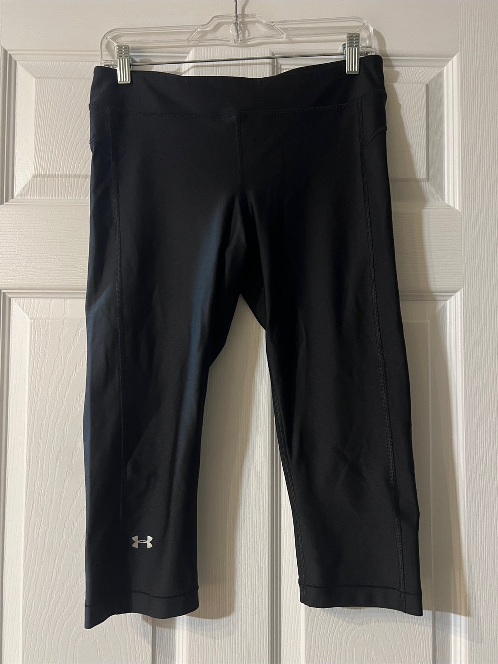 Under Armour Black Capri Athletic Leggings with Logo